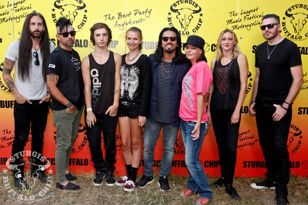 View photos from the 2016 Meet N Greet Pop Evil Photo Gallery